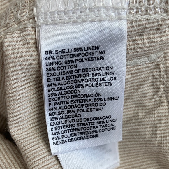 North Face Casual Tan Stripe Women's Shorts - Picture 6 of 7